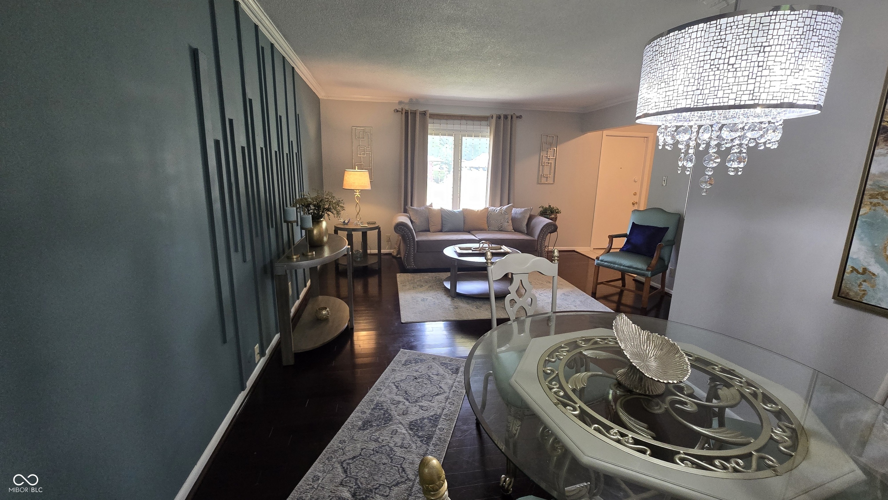 8221 Orchid Lane