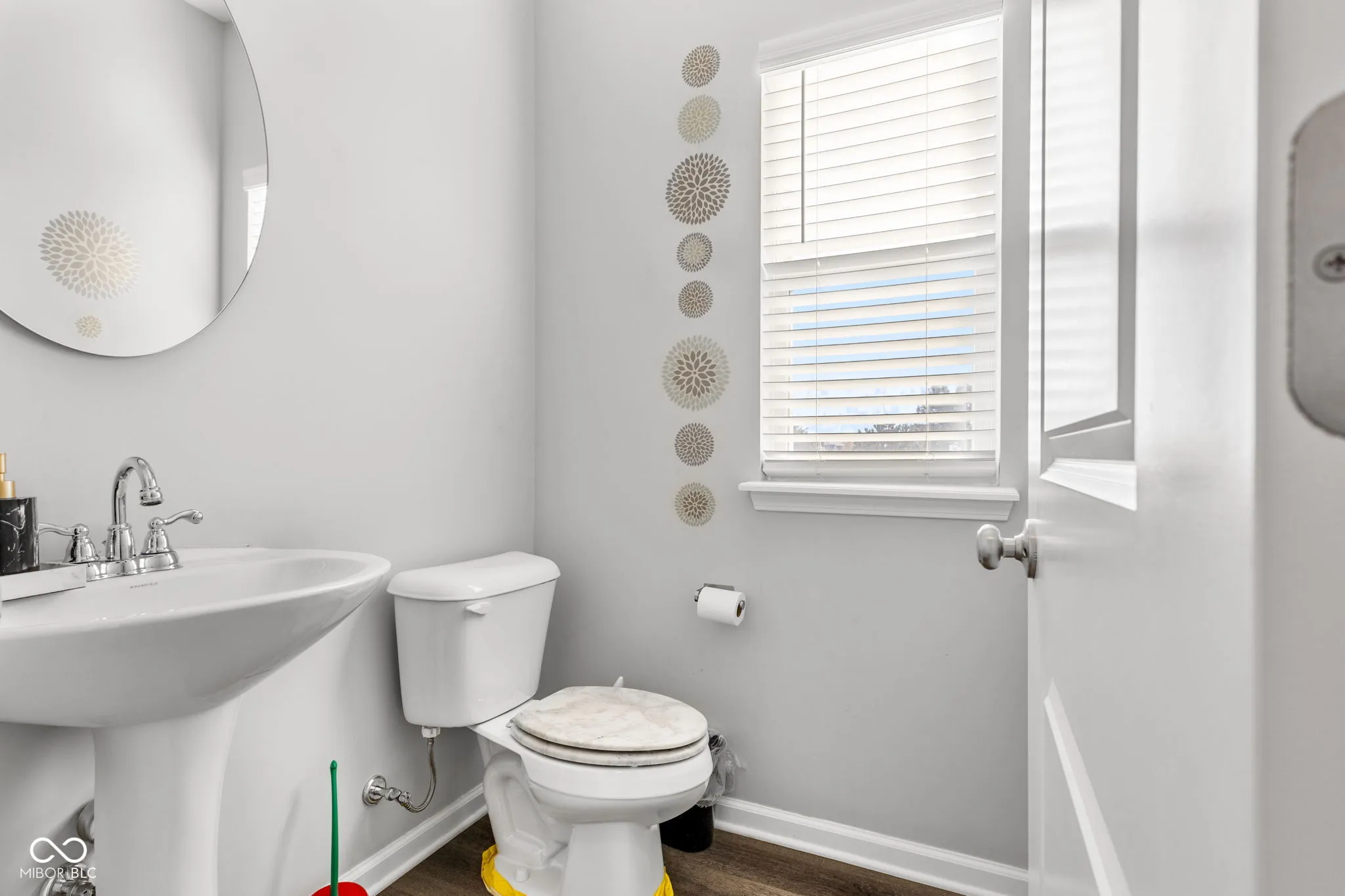 Plainfield, Indiana 46168, United States, 4 Bedrooms Bedrooms, ,4 BathroomsBathrooms,Residential,Active,29704