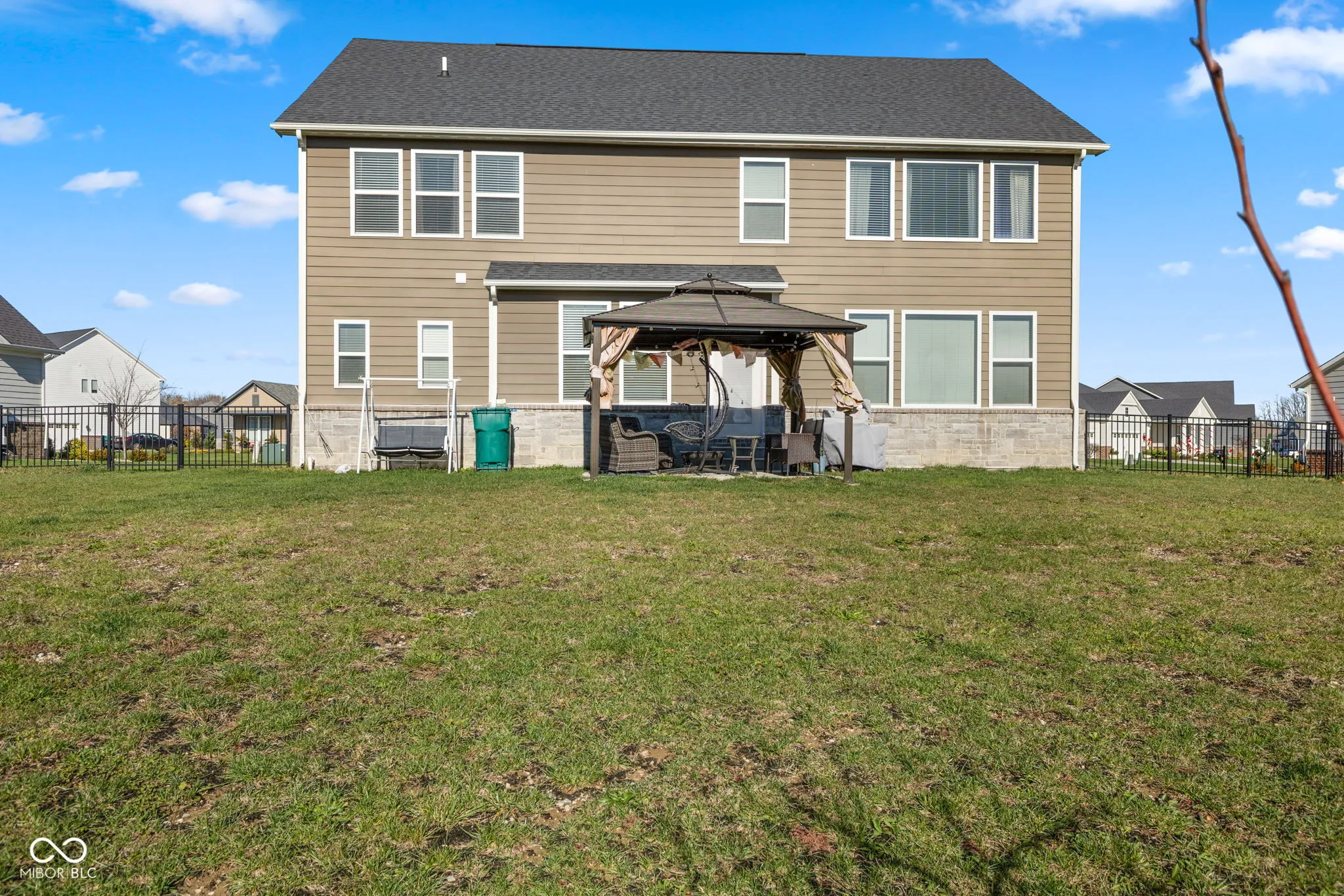 Plainfield, Indiana 46168, United States, 4 Bedrooms Bedrooms, ,4 BathroomsBathrooms,Residential,Active,29704