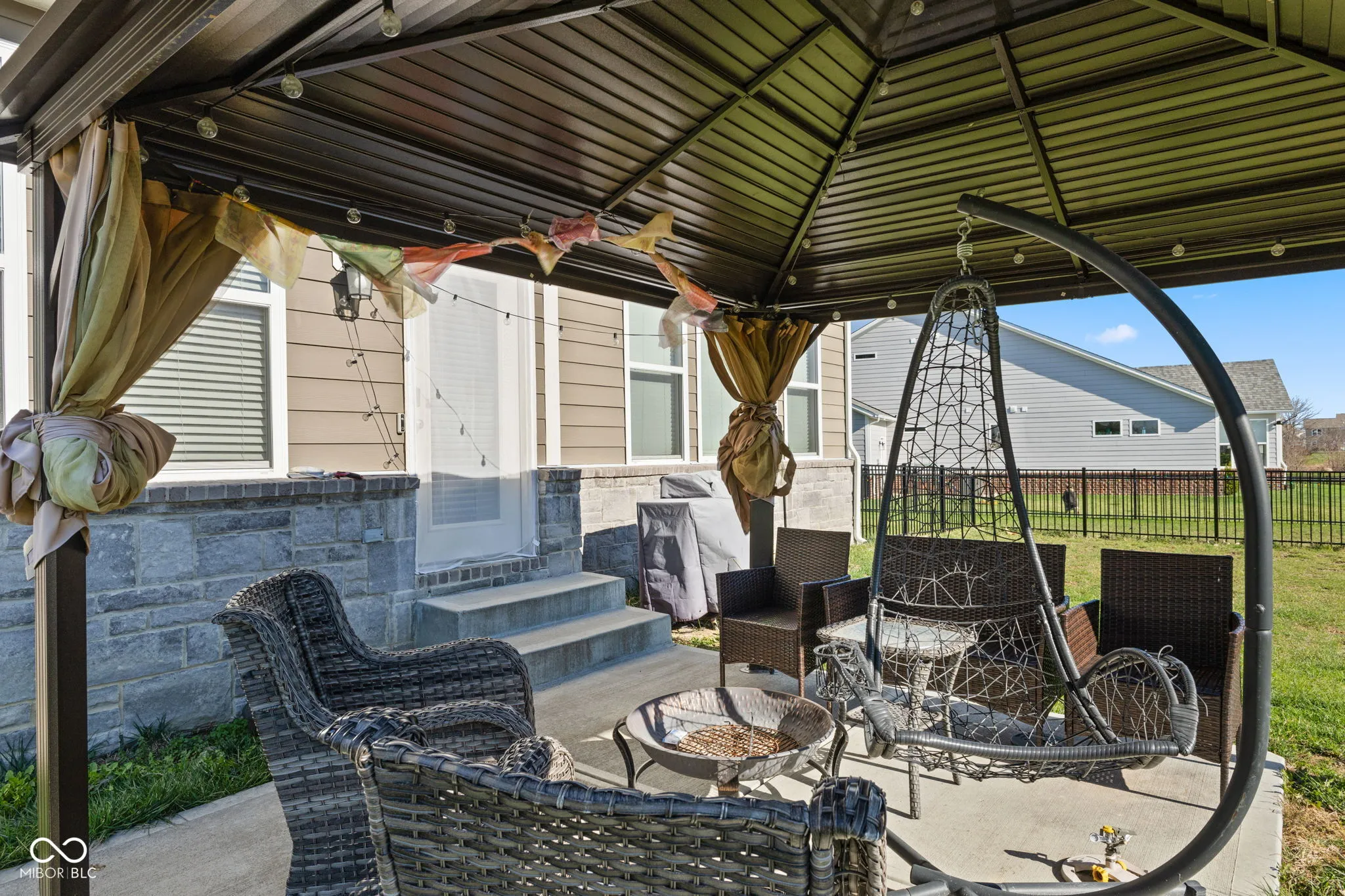 Plainfield, Indiana 46168, United States, 4 Bedrooms Bedrooms, ,4 BathroomsBathrooms,Residential,Active,29704