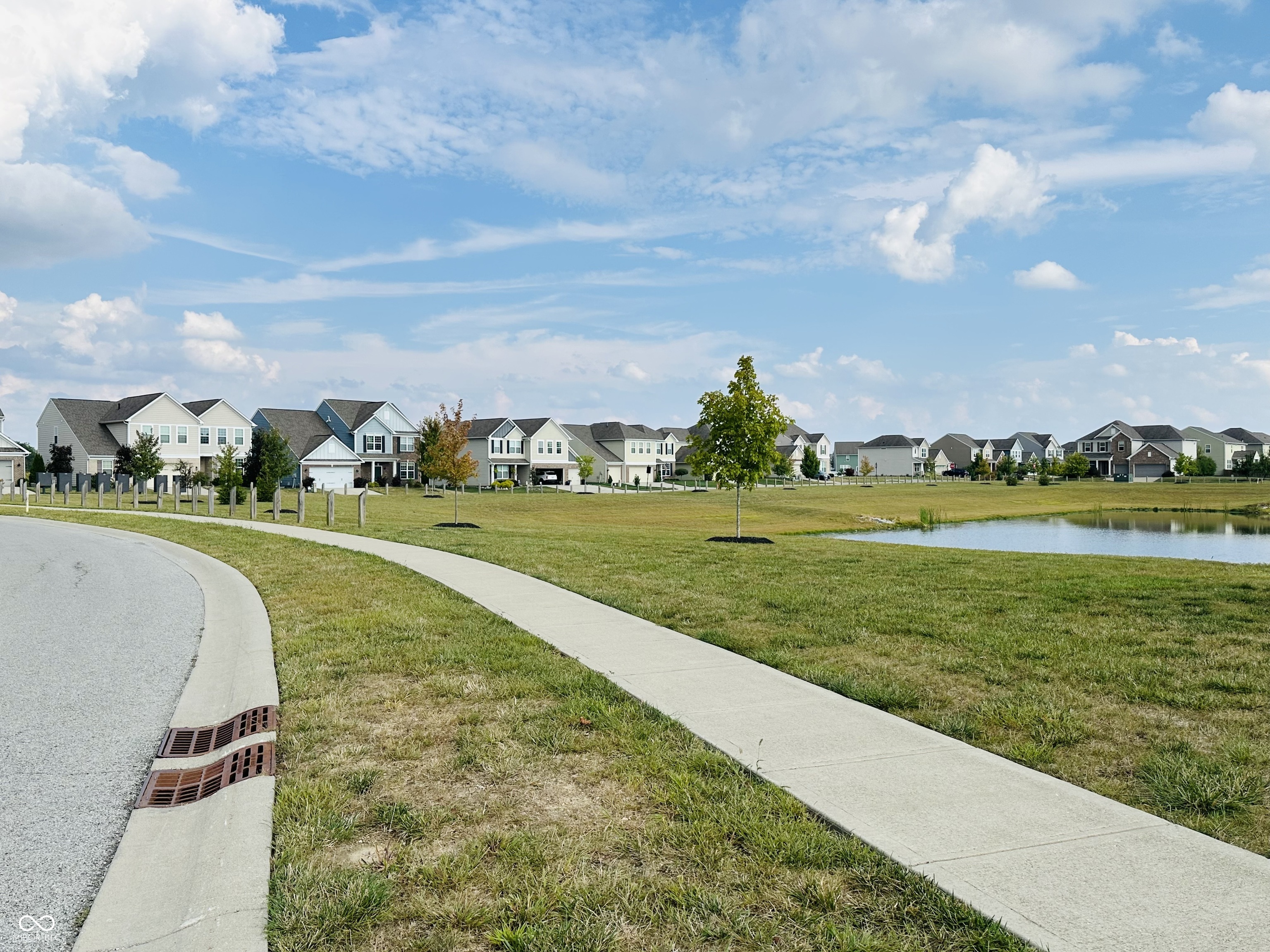 6162 Crabapple Drive