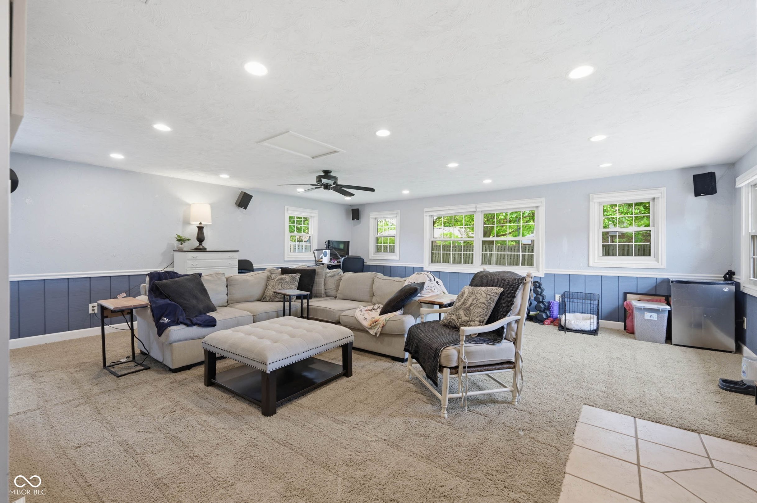 108 S Lansdown Way
