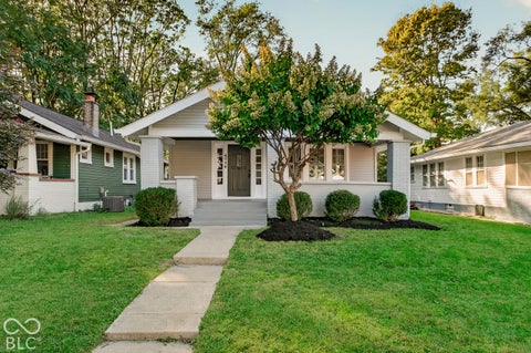 Photo of 4710 Winthrop Avenue, Indianapolis, IN 46205 (MLS # 22130558)