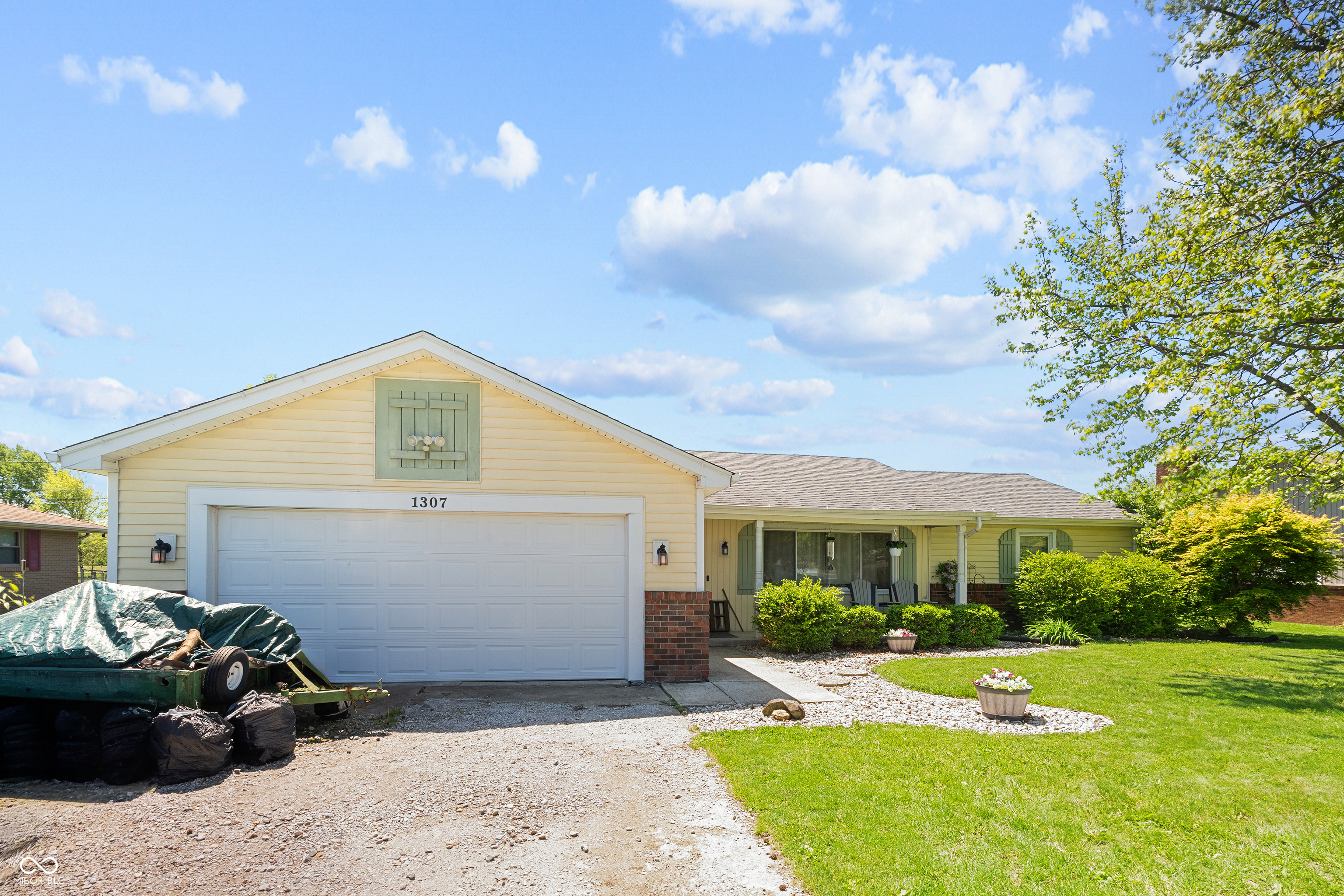 1307 Garnet Drive