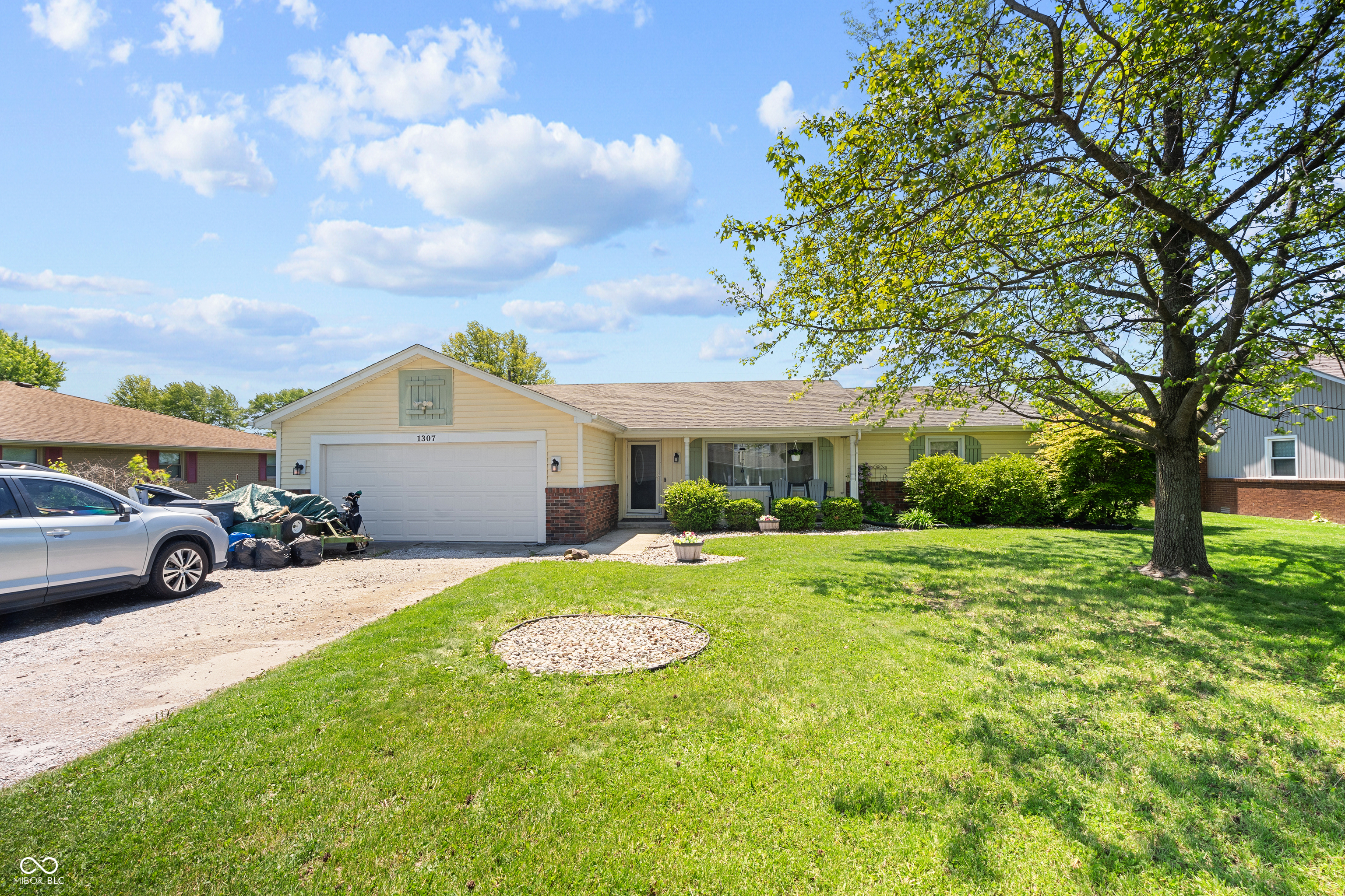 1307 Garnet Drive