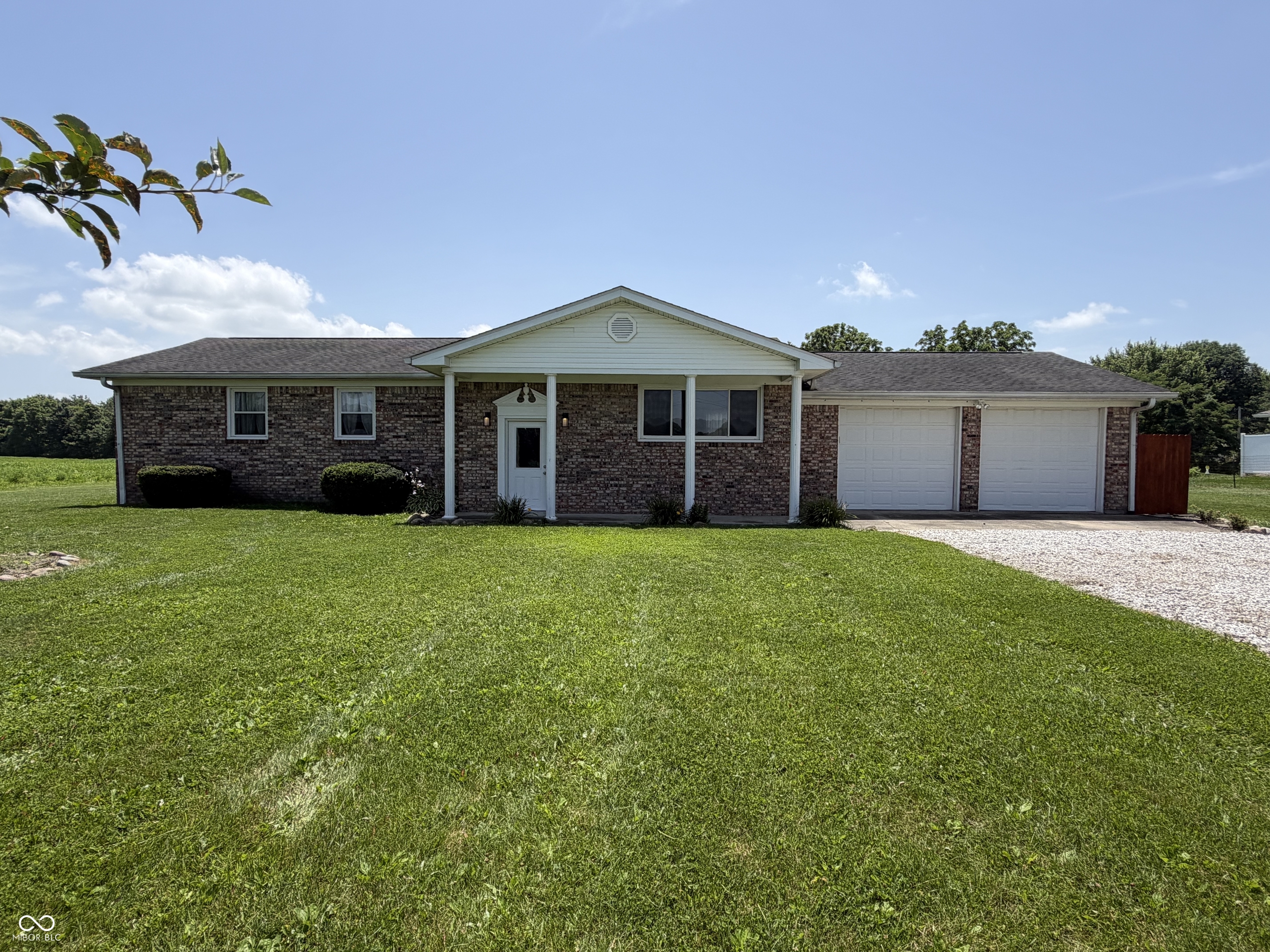 2821 E County Road 875 S
