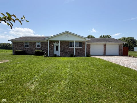 Photo for 2821 E County Road 875 S
