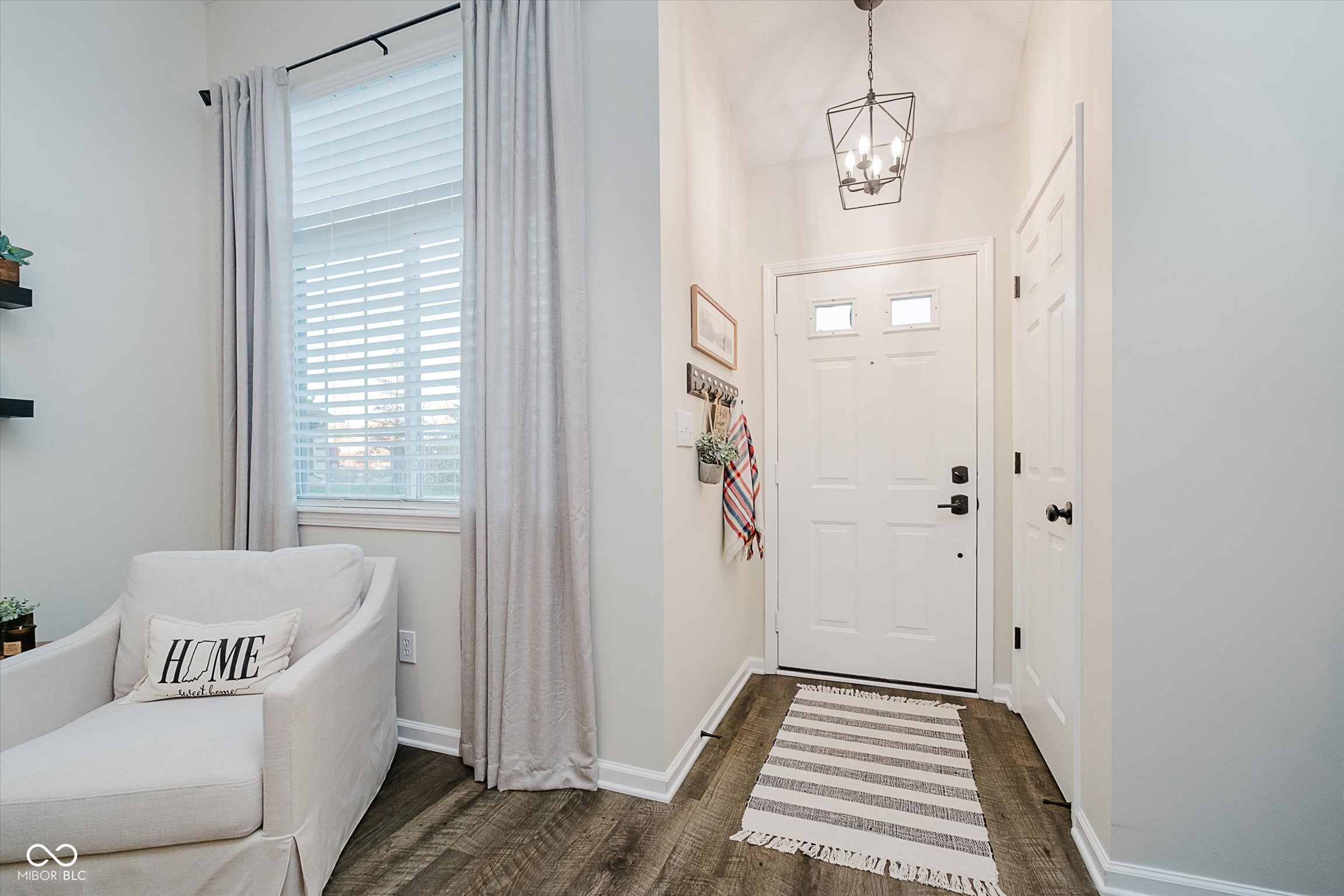 8292 Enclave Boulevard