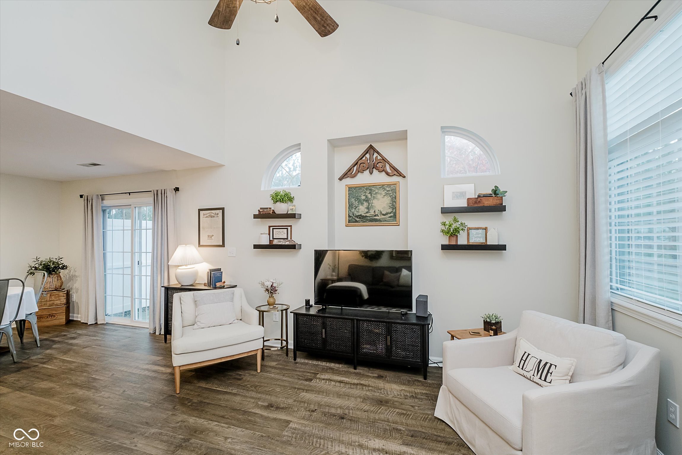 8292 Enclave Boulevard