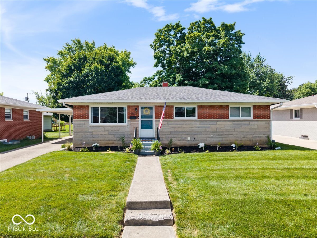 5609 Meadowood Drive