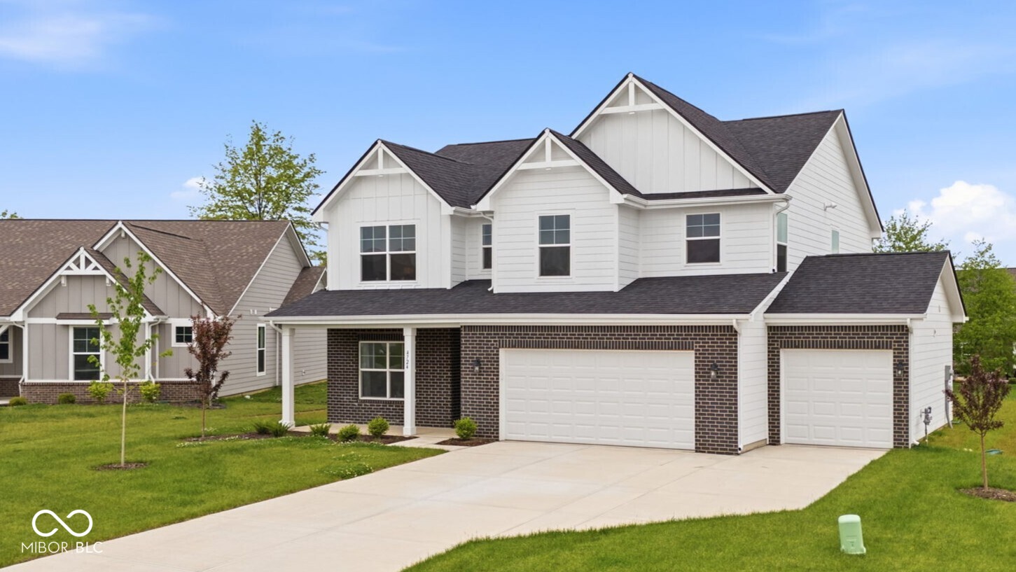 4724 White Willow Way