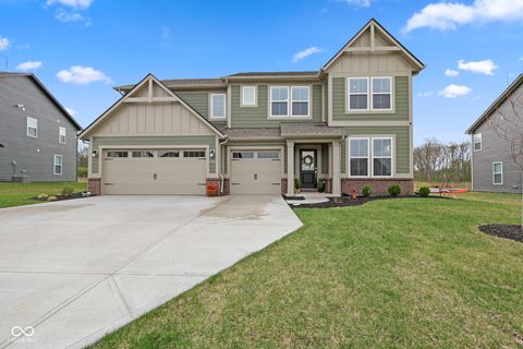 Photo of 4263 Brocket Drive, Greenwood, IN 46143 (MLS # 22092985)
