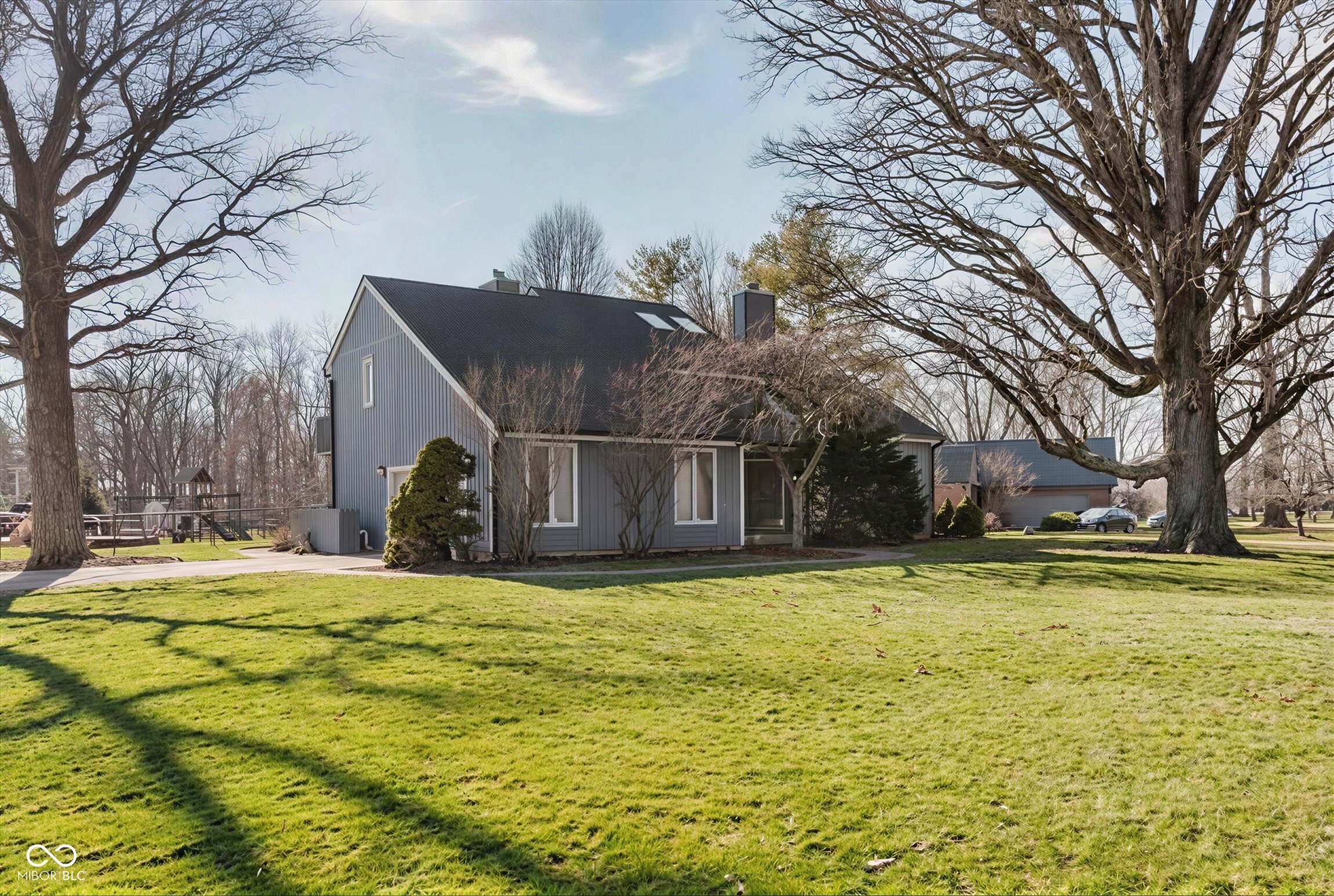 2020 S Oakwood Drive