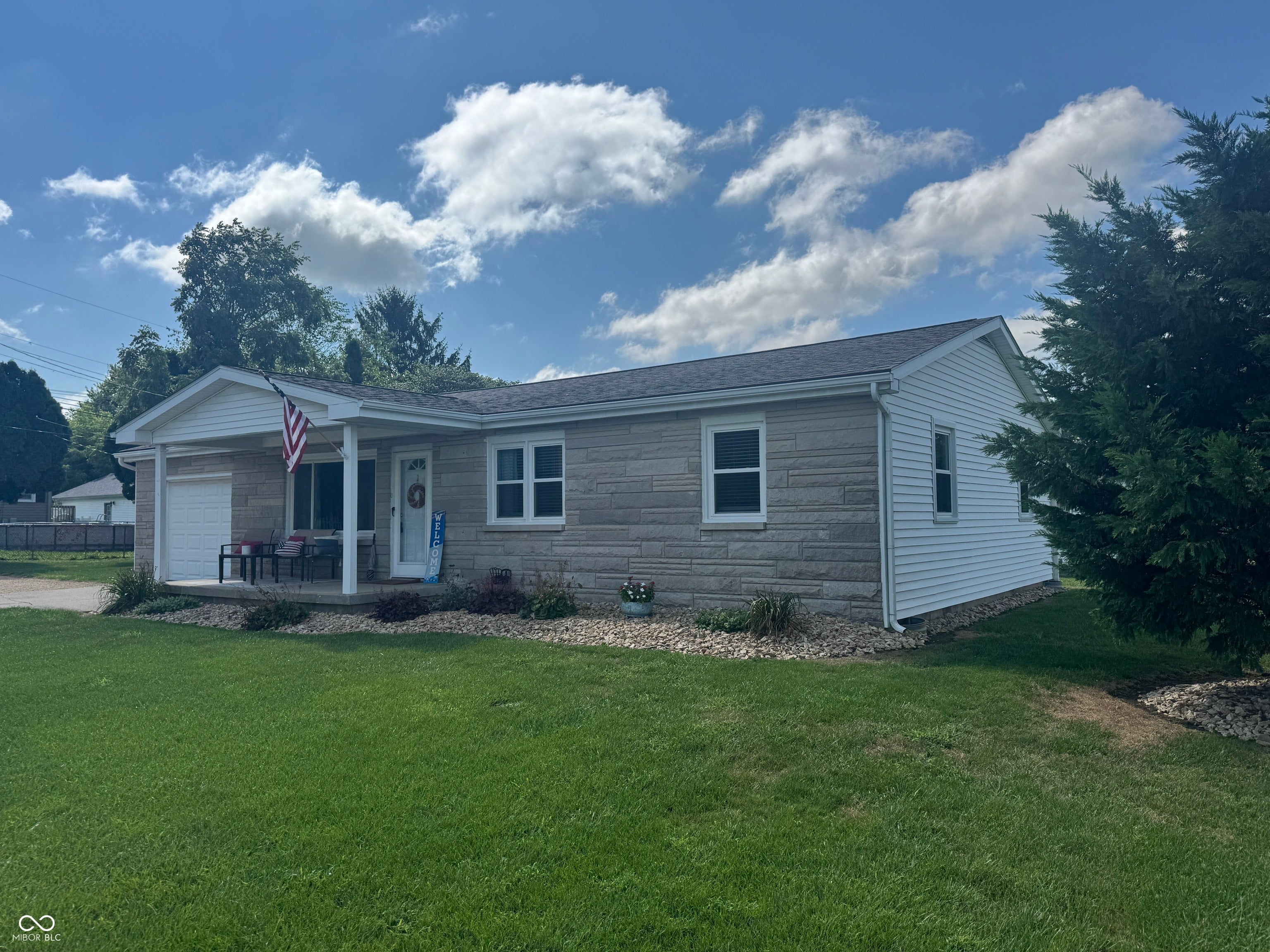 407 W Park Road