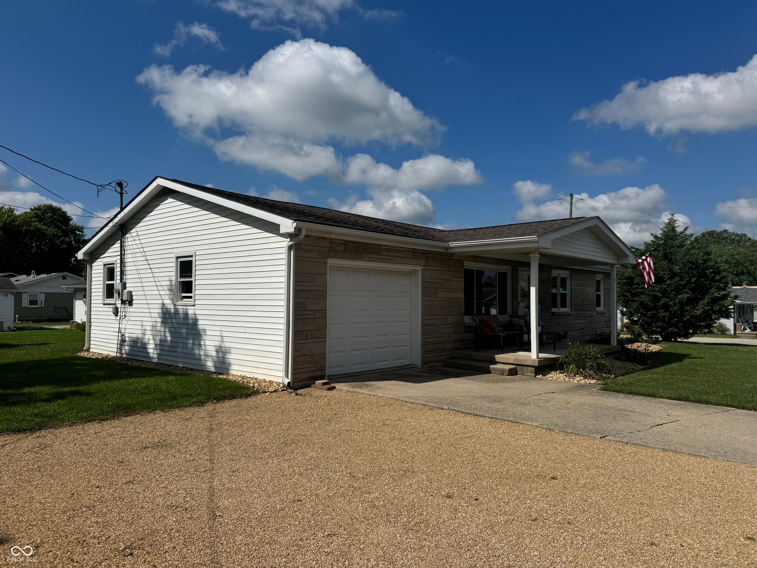 407 W Park Road