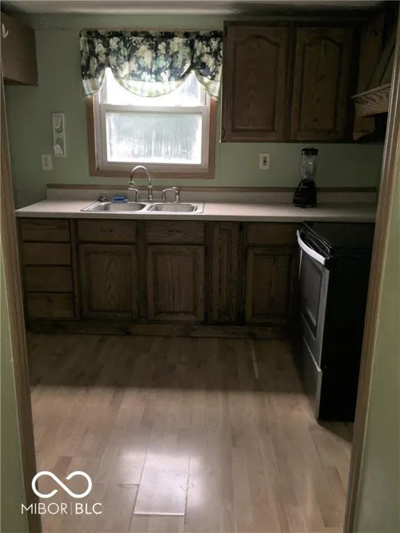 Kokomo, Indiana 46901, United States, 2 Bedrooms Bedrooms, ,1 BathroomBathrooms,Residential,Pending,102847