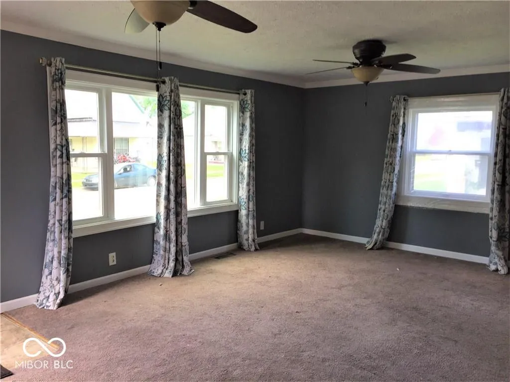 Kokomo, Indiana 46901, United States, 2 Bedrooms Bedrooms, ,1 BathroomBathrooms,Residential,Pending,102847