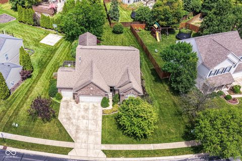 Photo of 9908 Niagara Drive, Fishers, IN 46037 (MLS # 22106940)