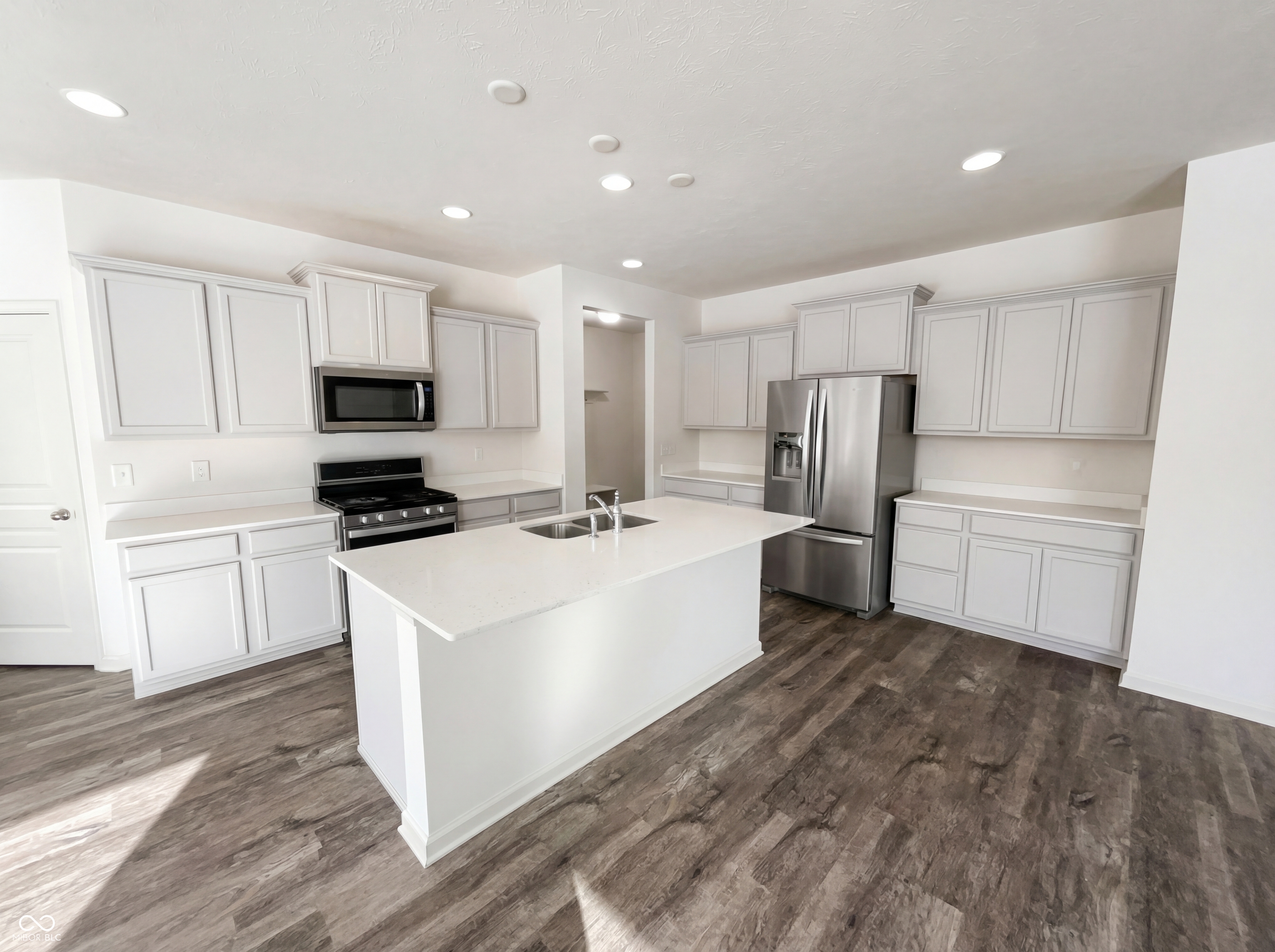 1244 Sunset Boulevard