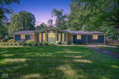 Photo of 4561 S Brooklawn Drive, New Palestine, IN 46163 (MLS # 22103265)