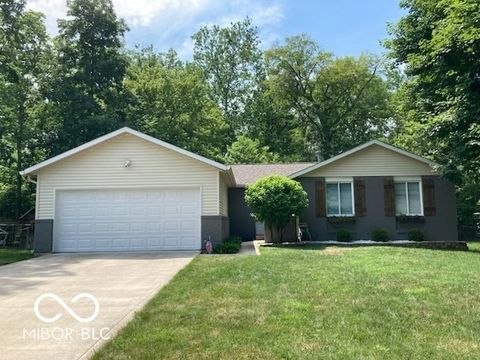 9016 Knights Court Indianapolis IN 46250