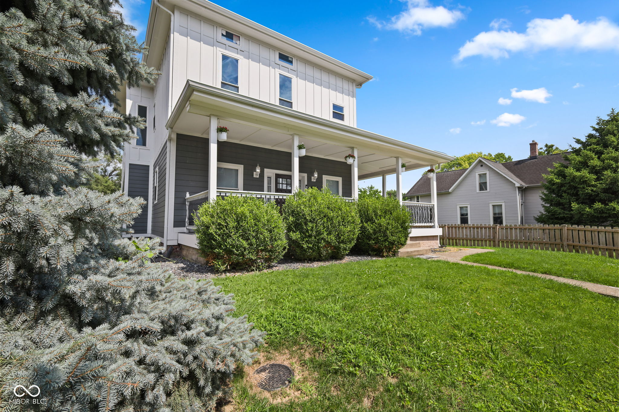 215 N Arsenal Avenue