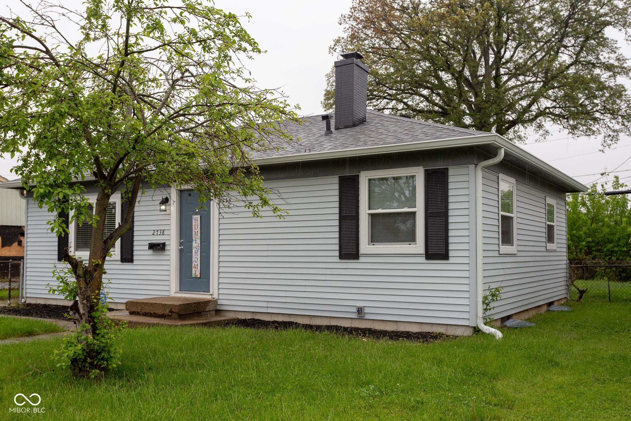 2738 W 18th Street
