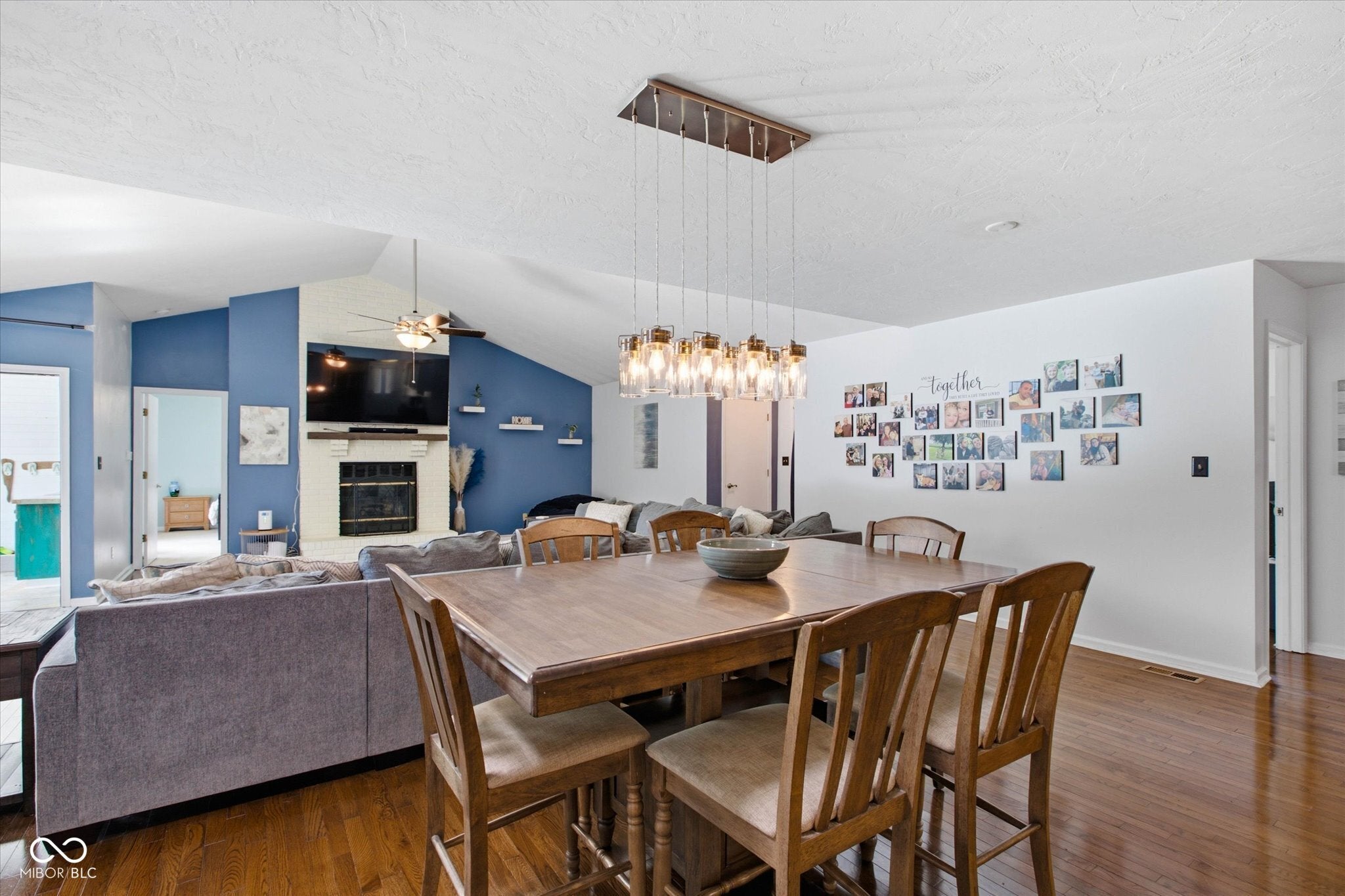 5811 Bold Ruler Drive