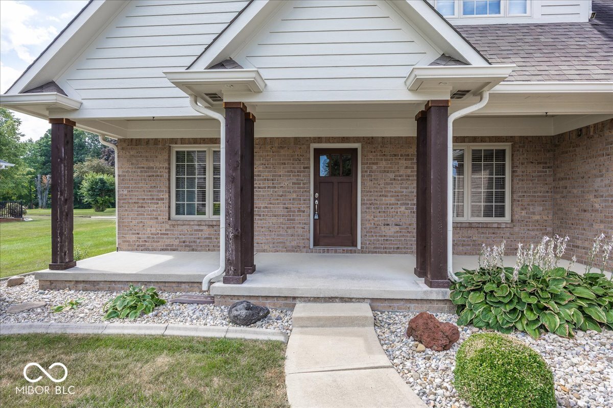 7082 Bitternut Lane