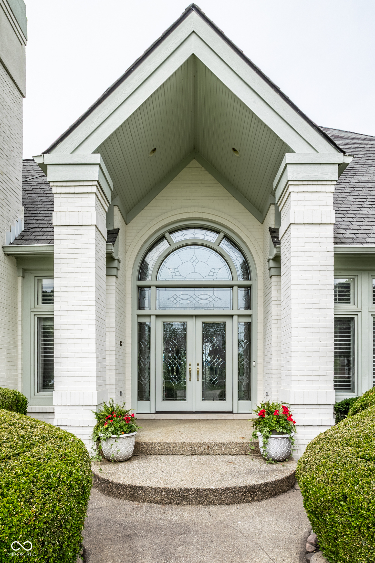 5876 Lake Kessler Court