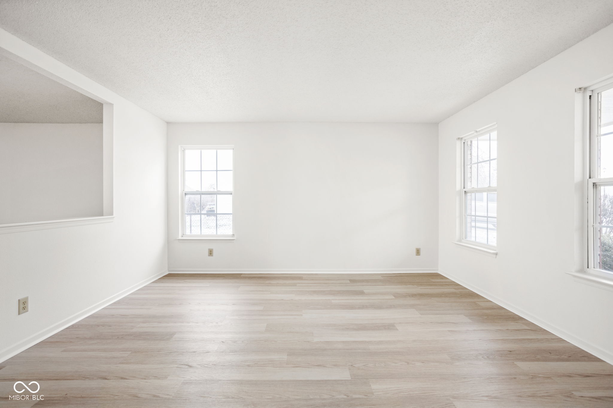 6932 Merritt Ridge Way