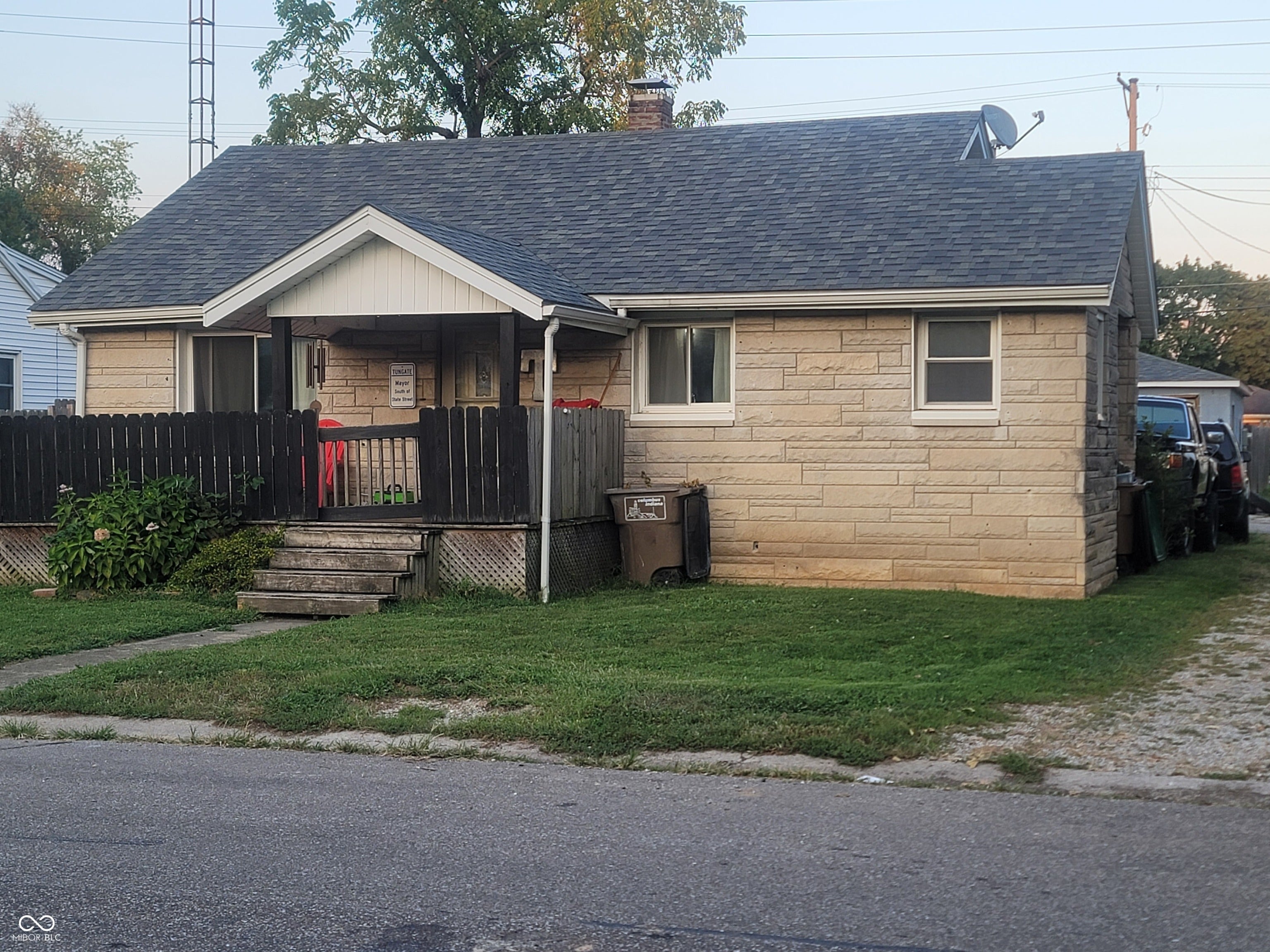 121 Jones Street