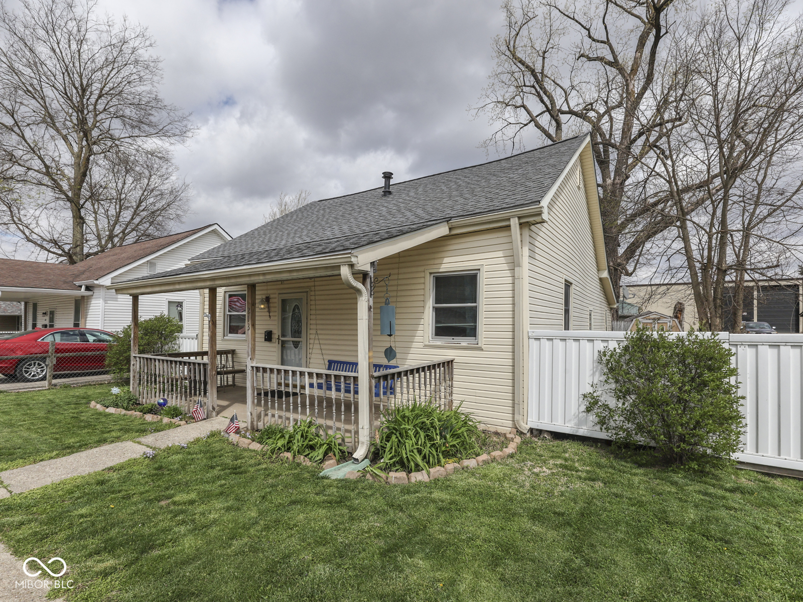 213 N Walnut Street