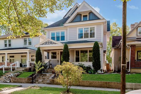 Photo of 609 Sanders Street, Indianapolis, IN 46203 (MLS # 22096115)