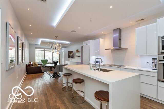 802 N Meridian Street 205