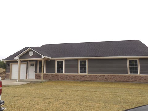 Photo of 7747 Mountain Stream Way, Indianapolis, IN 46219 (MLS # 22107921)