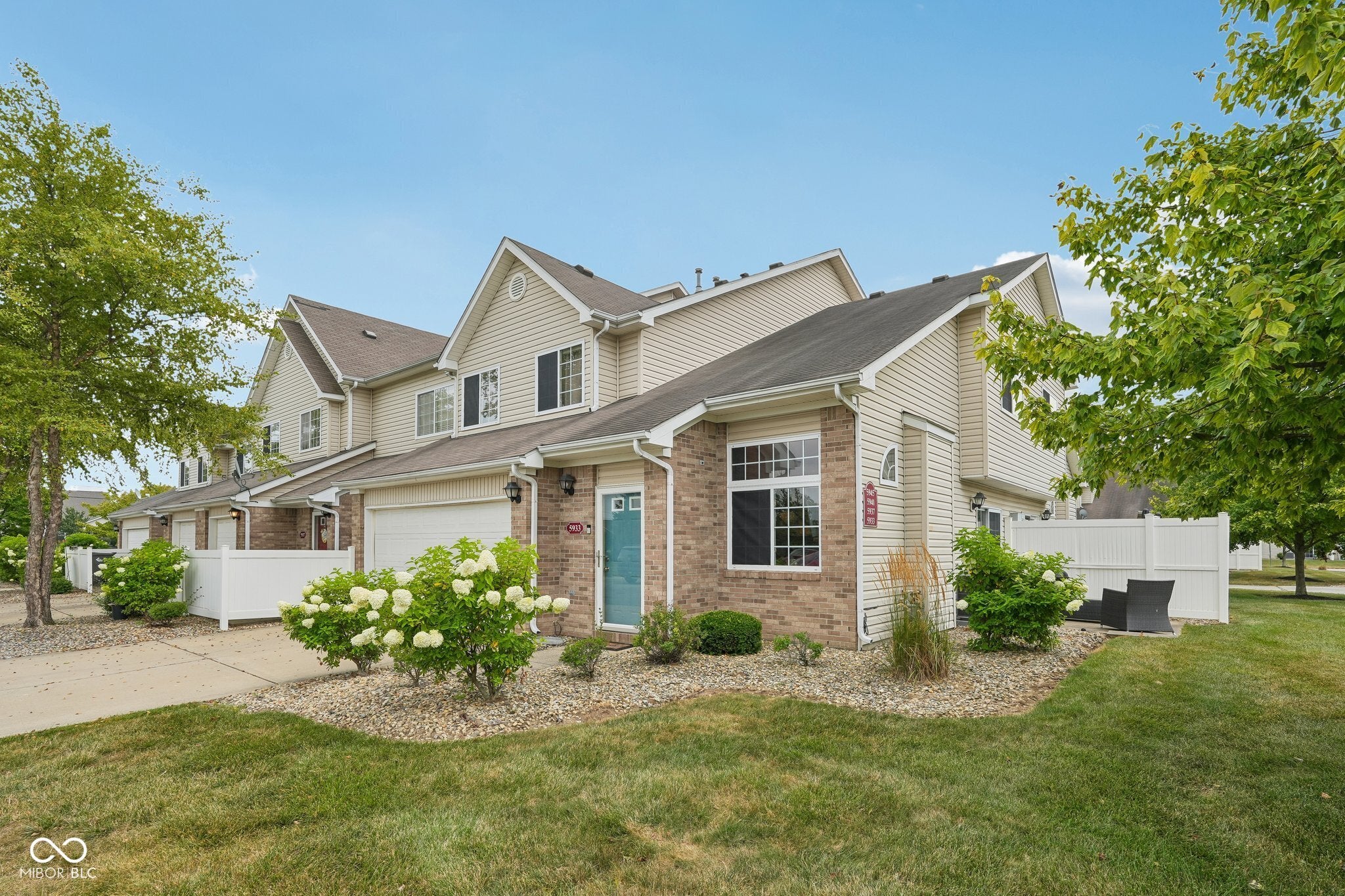5933 Marina View Drive