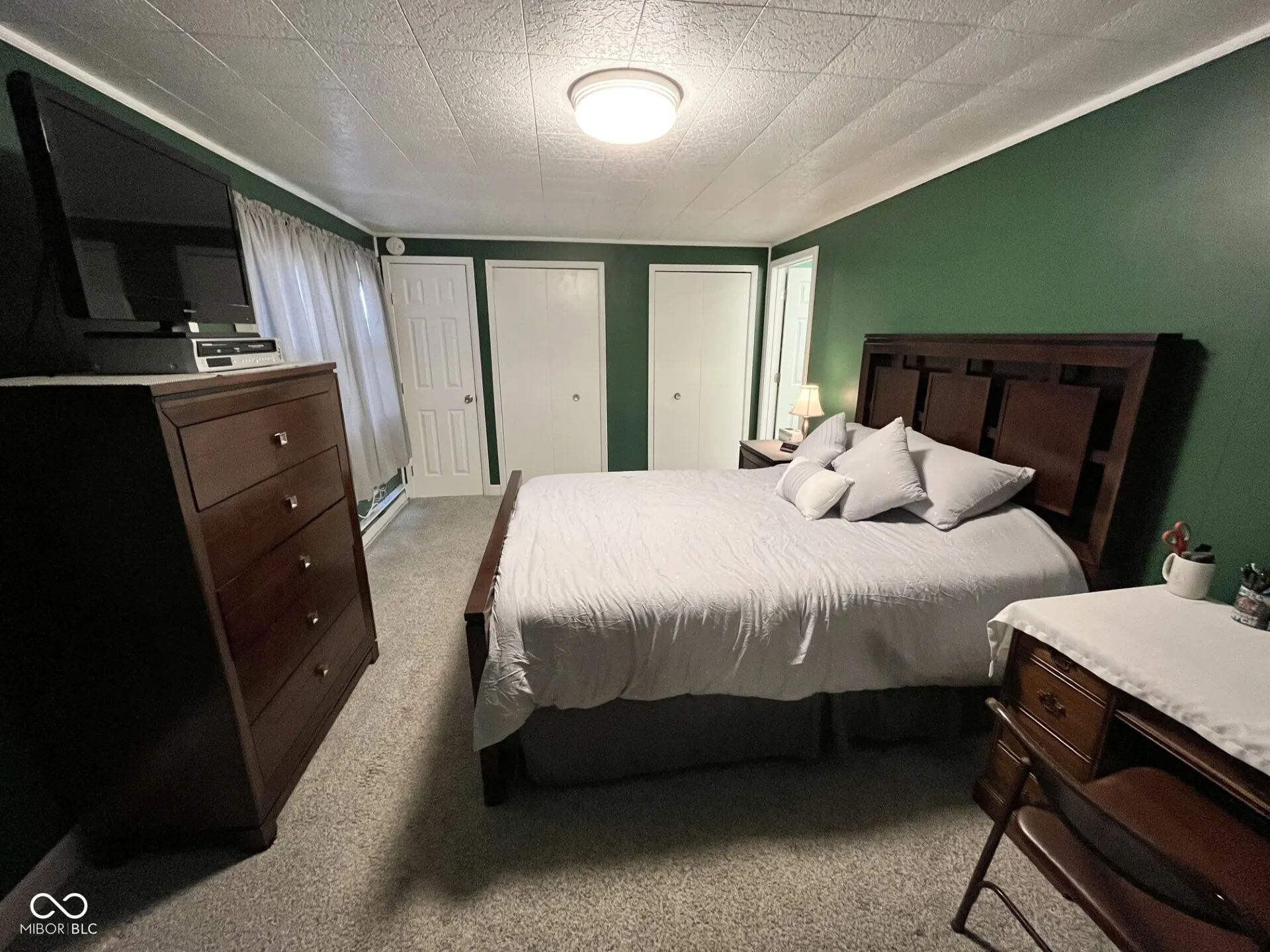 Seymour, Indiana 47274, United States, 4 Bedrooms Bedrooms, ,3 BathroomsBathrooms,Residential,Pending,86172