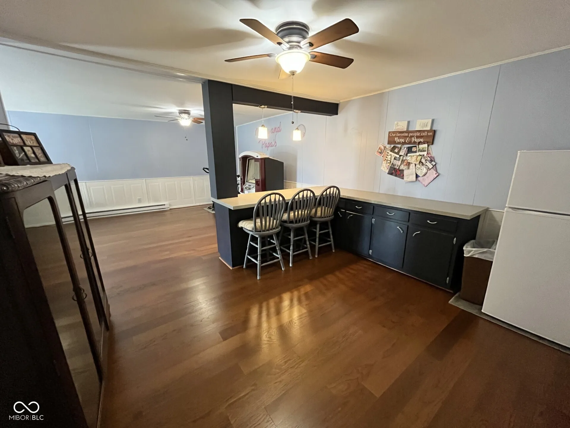 Seymour, Indiana 47274, United States, 4 Bedrooms Bedrooms, ,3 BathroomsBathrooms,Residential,Pending,86172