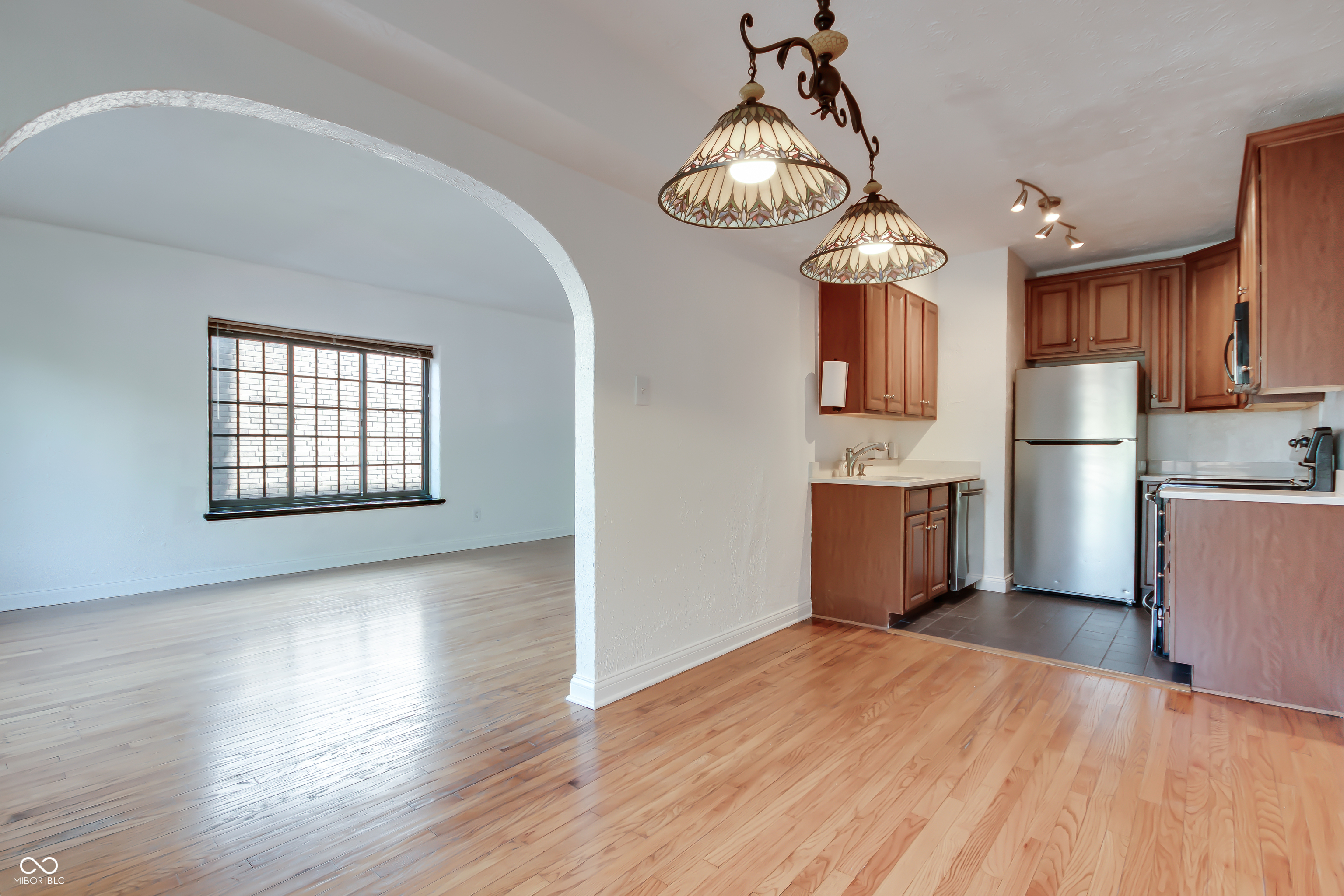 5347 N College Avenue APT 115