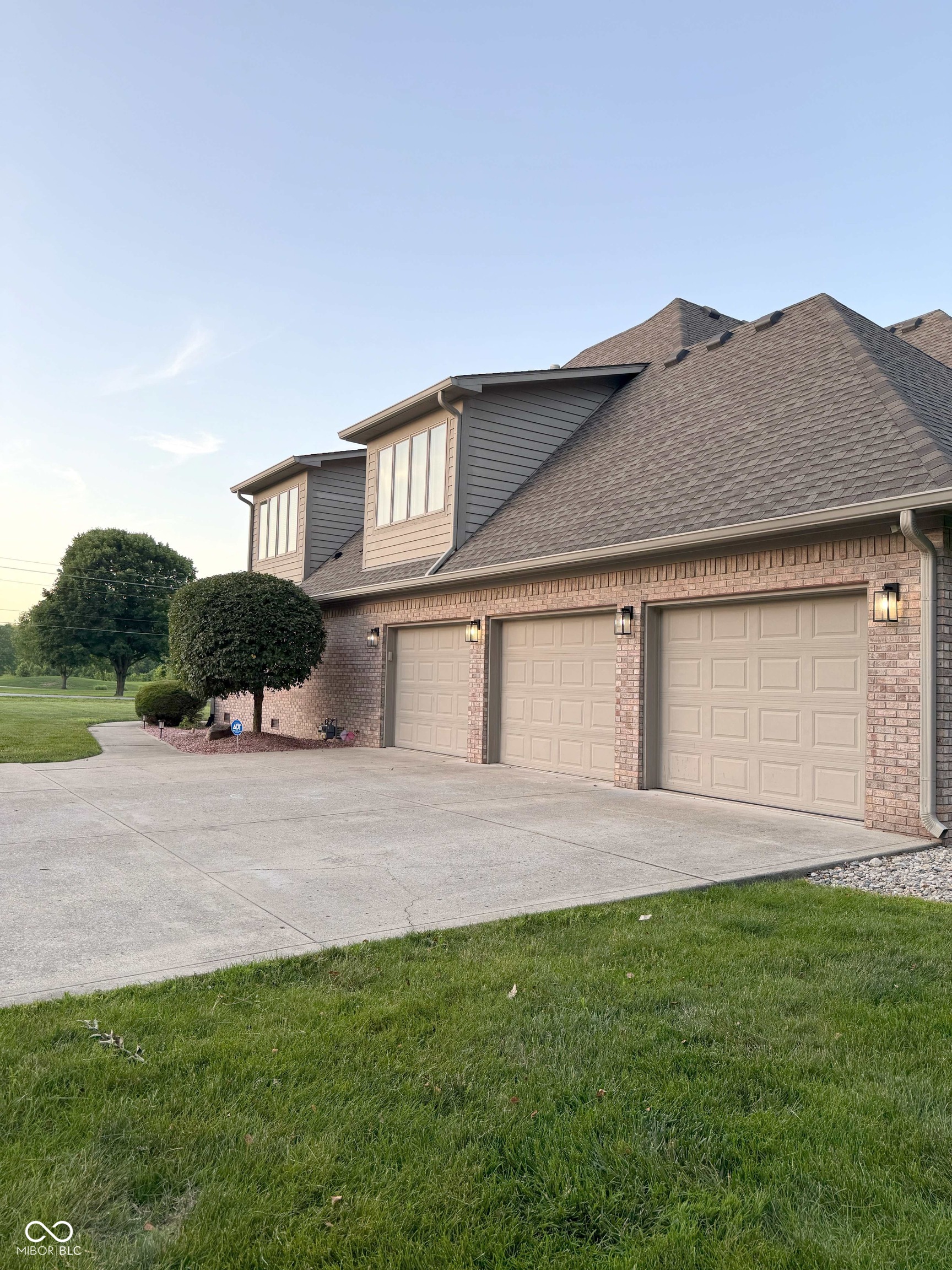 5993 E County Road 100 S