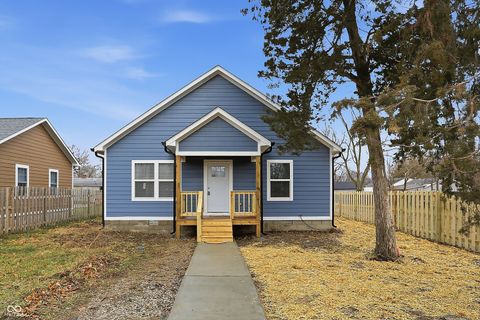 Photo of 4014 W Mooresville Road, Indianapolis, IN 46221 (MLS # 22076647)