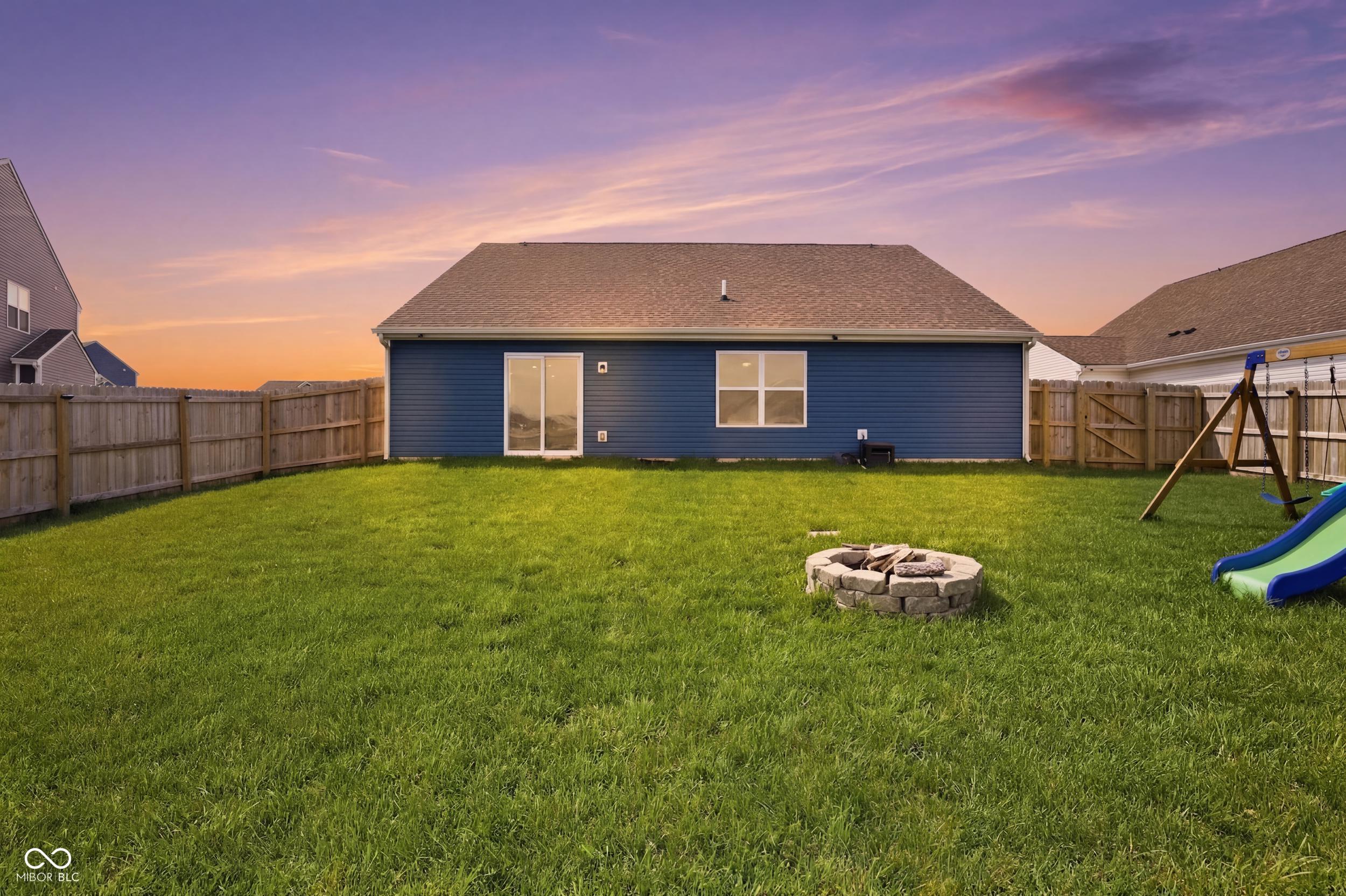 6758 Honeysuckle Way