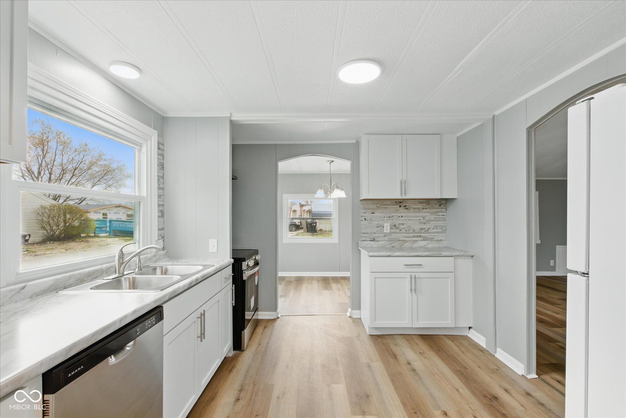 14 Fountain Lake Drive