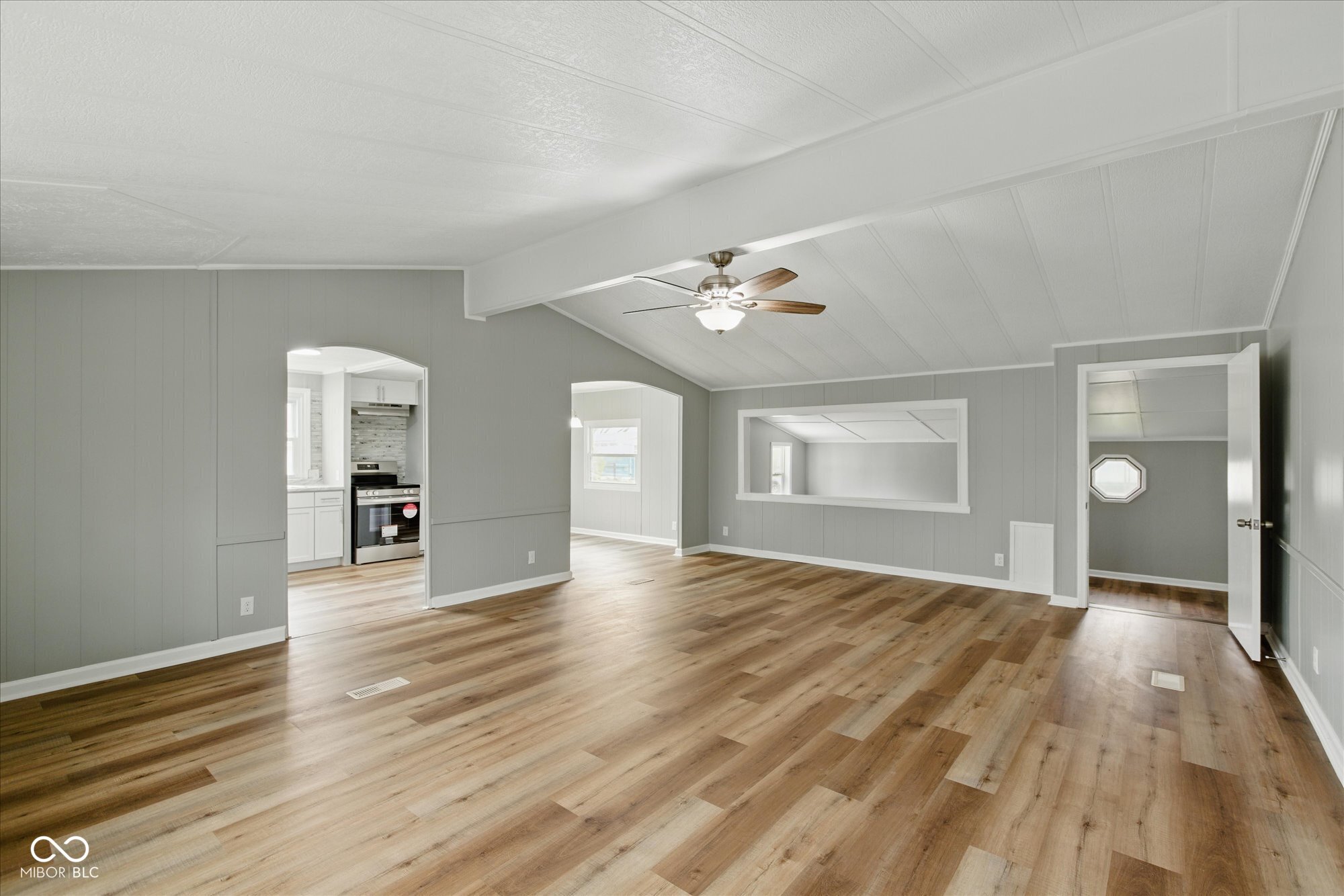14 Fountain Lake Drive
