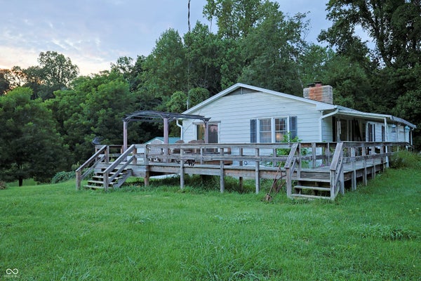 1825 W THREE STORY HILL RD, MORGANTOWN, IN 46160 - Image e4e7c0d05d785548bde93c7f3e6ce8f6/1659510240