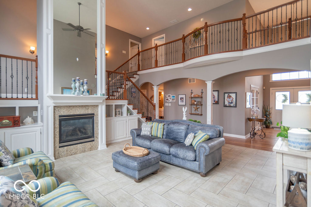 633 Foxboro Drive