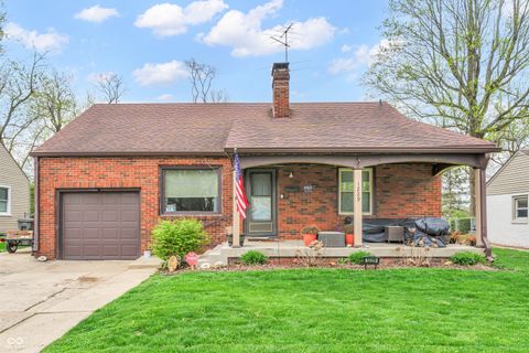 Photo of 1229 E Thompson Road, Indianapolis, IN 46227 (MLS # 22095565)