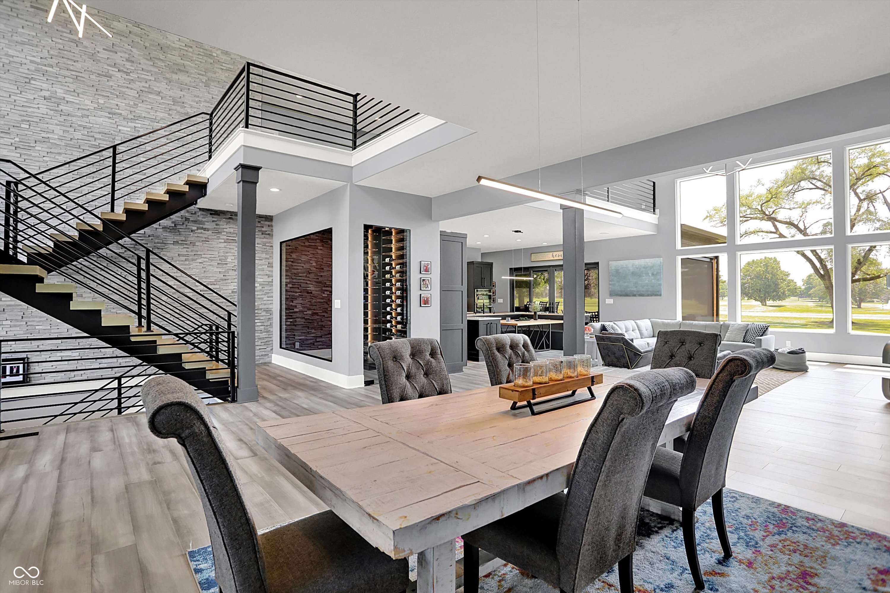 3081 Golfview Drive