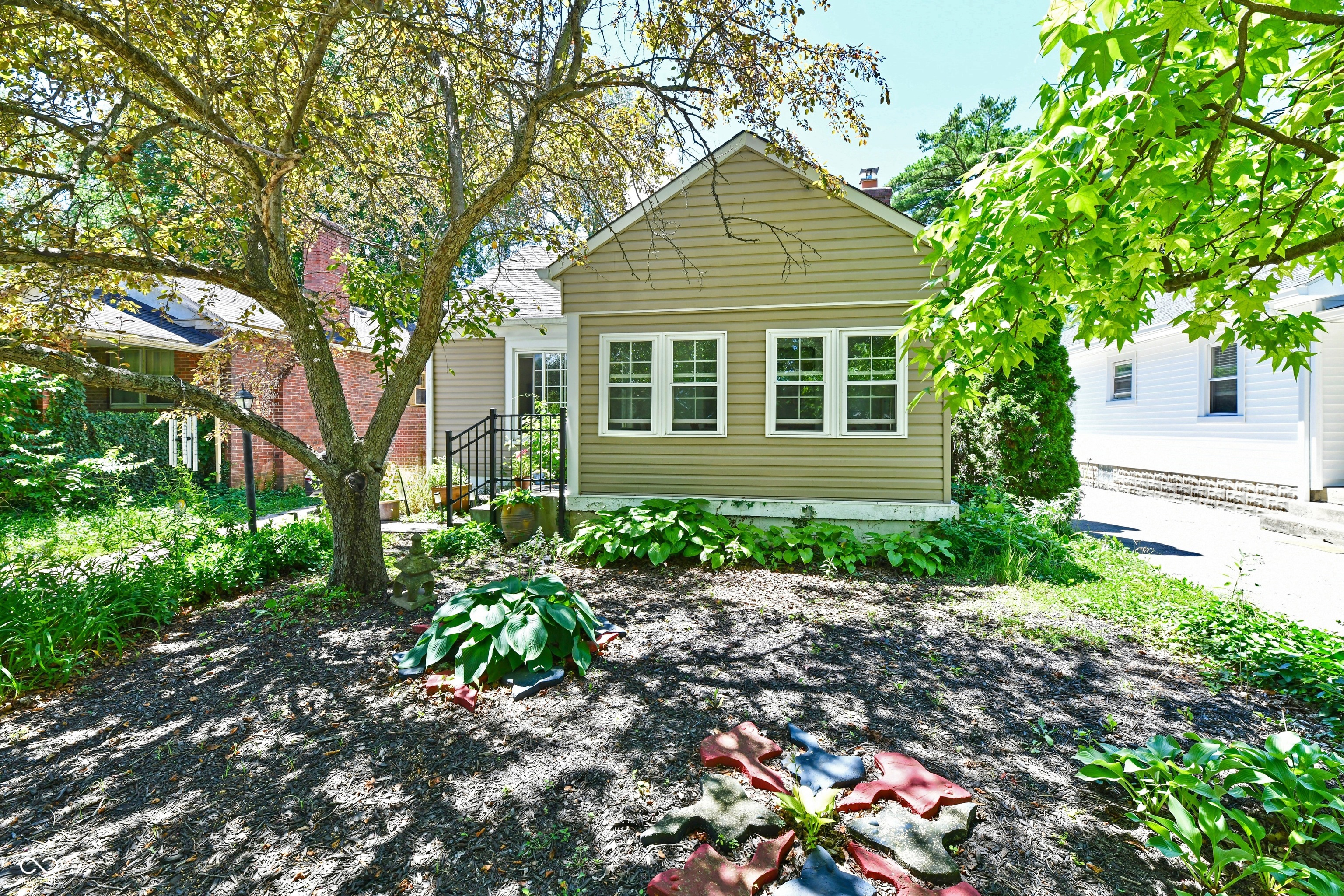 Photo 1 of 30 — 6146 Ralston Avenue, Indianapolis, IN 46220
